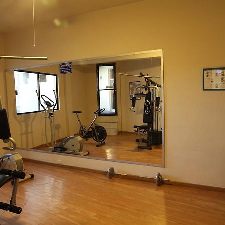 American Inn Hotel & Suites Parral Buitenkant foto